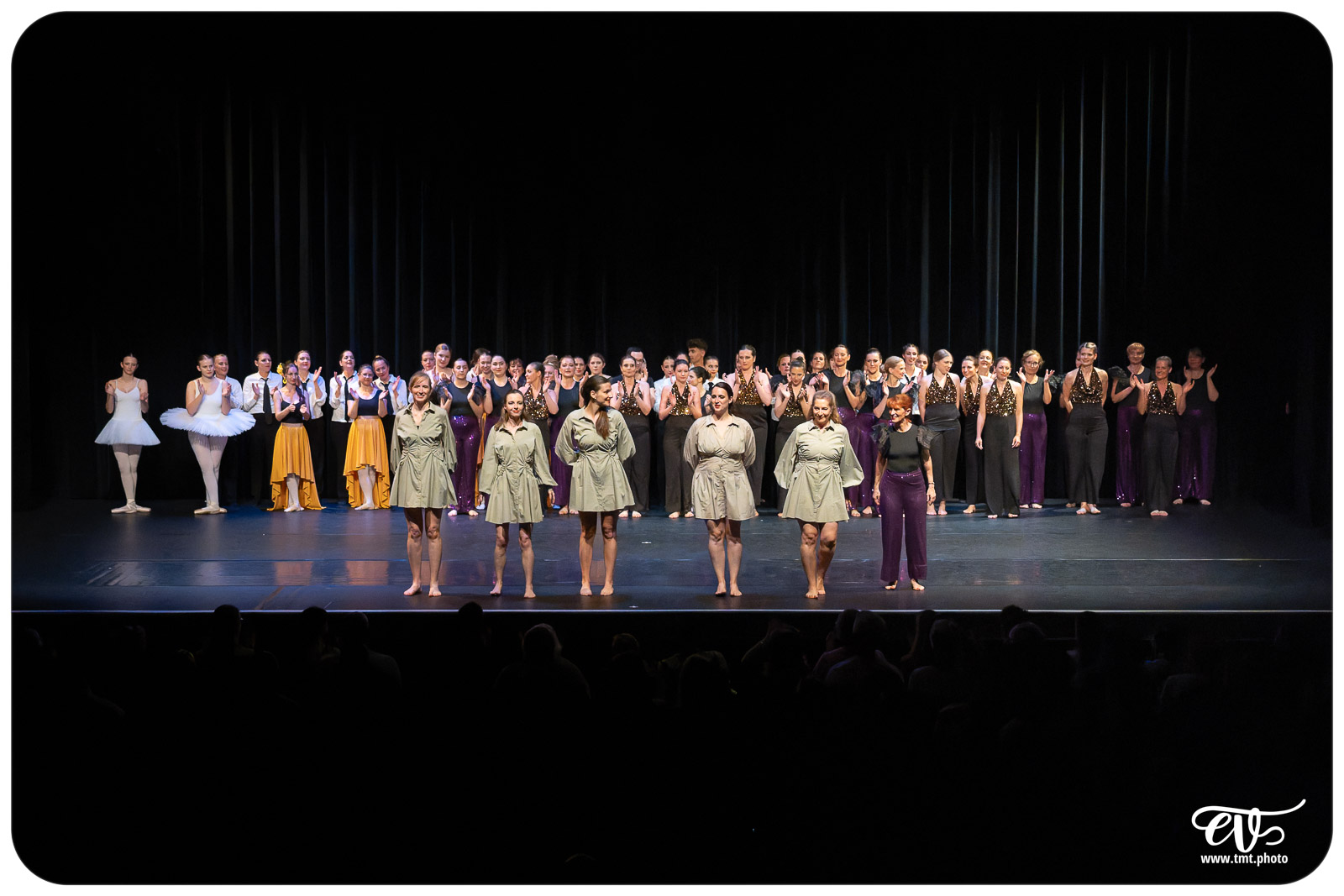 ECOLE DE DANSE CÉCILE ADAMOW